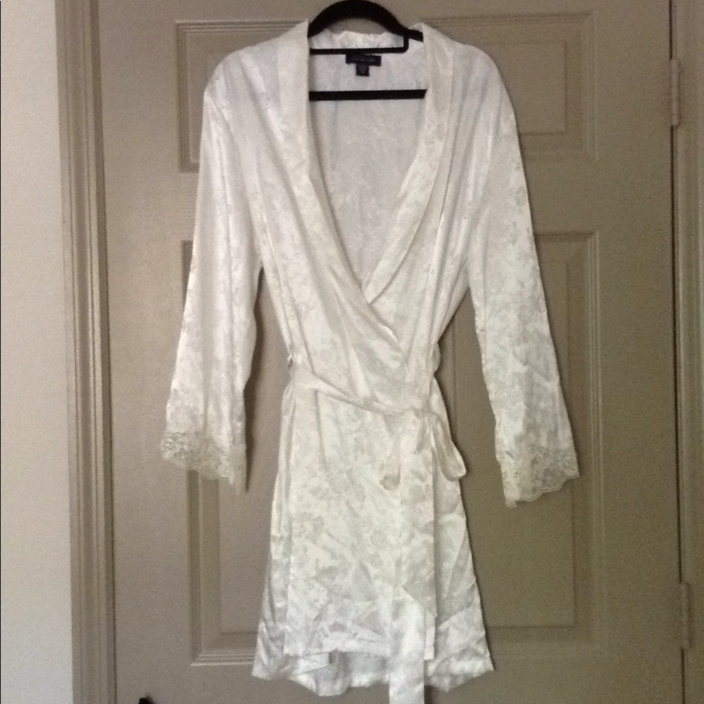 White Robe with rose design